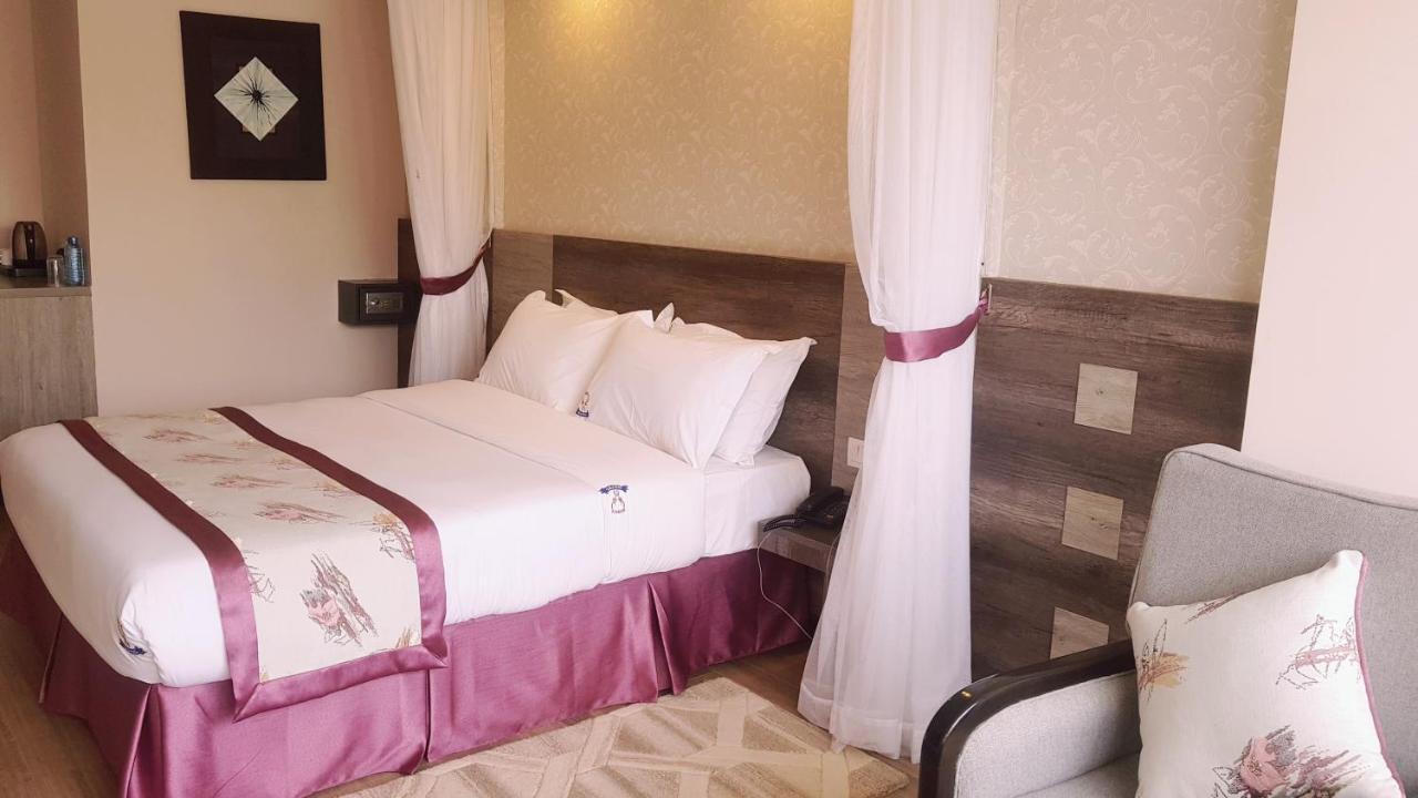 Merica Hotel Накуру Экстерьер фото
